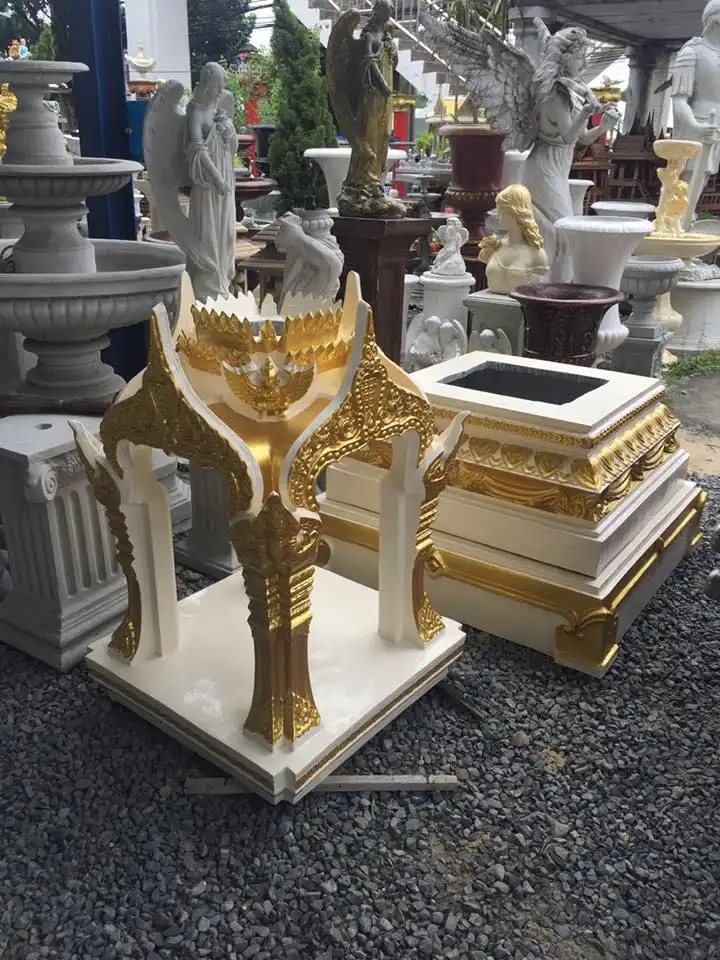 ศาลพระภูมิ ศาลเจ้าที่ ศาลพระพรหม