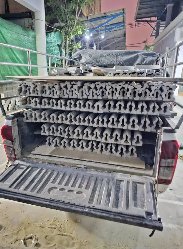 บัวปูนปั้น (Cornice) 3 ร้านตระกูลศิลป์